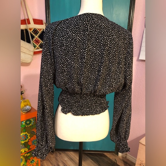 Long Sleeve Black + White Polka Dot V-Neck - Picture 4 of 15